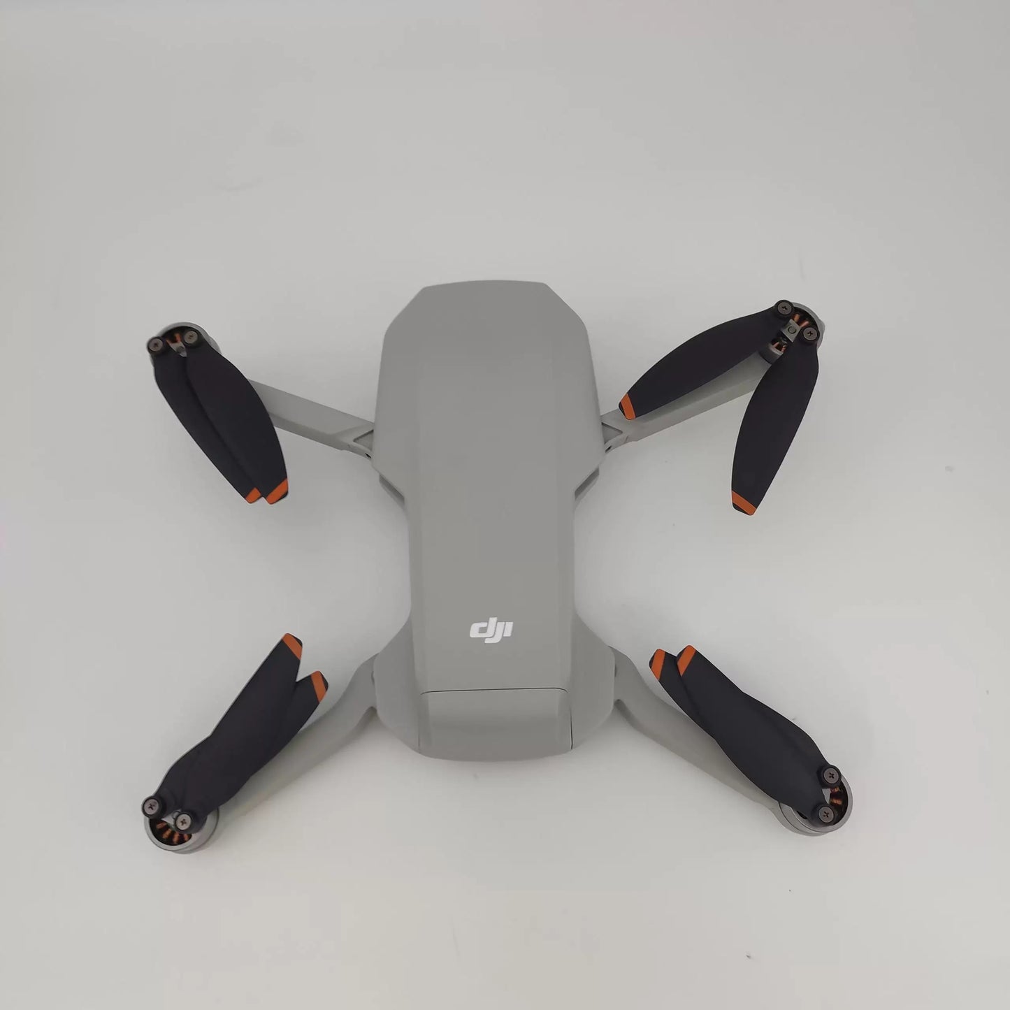 95% New (Like New) DJI Mini SE Fly More Combo