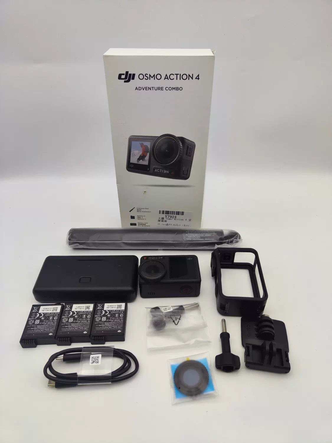 99% New (Mint) DJI Action 4 All-in-1 Combo with DJI Care Refresh