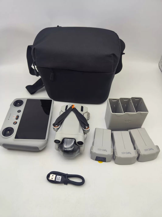 95% New (Like New) DJI mini3pro with Screen Fly More Combo