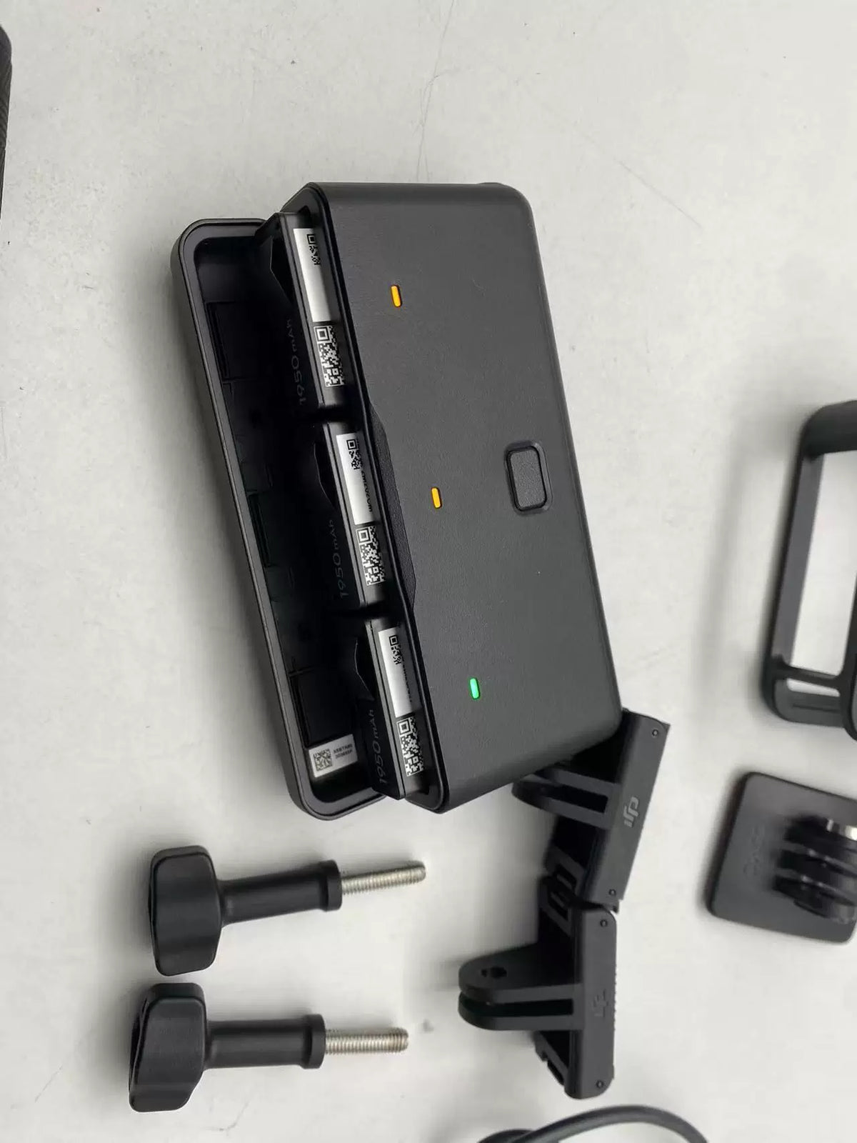 99% New (Mint) DJI Osmo Action 5 Pro Adventure Combo Combo – photo 7