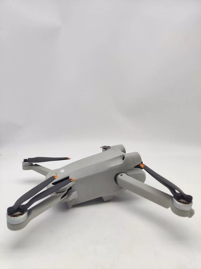 95% New (Like New) DJI mini3 pro with Screen Fly More Combo