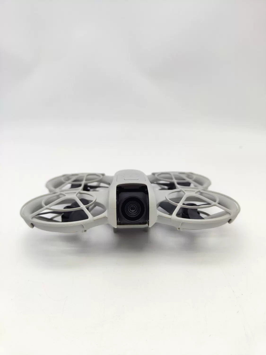 99% New (Mint) DJI neo Fly More Combo with 2-Year DJI Care Refresh