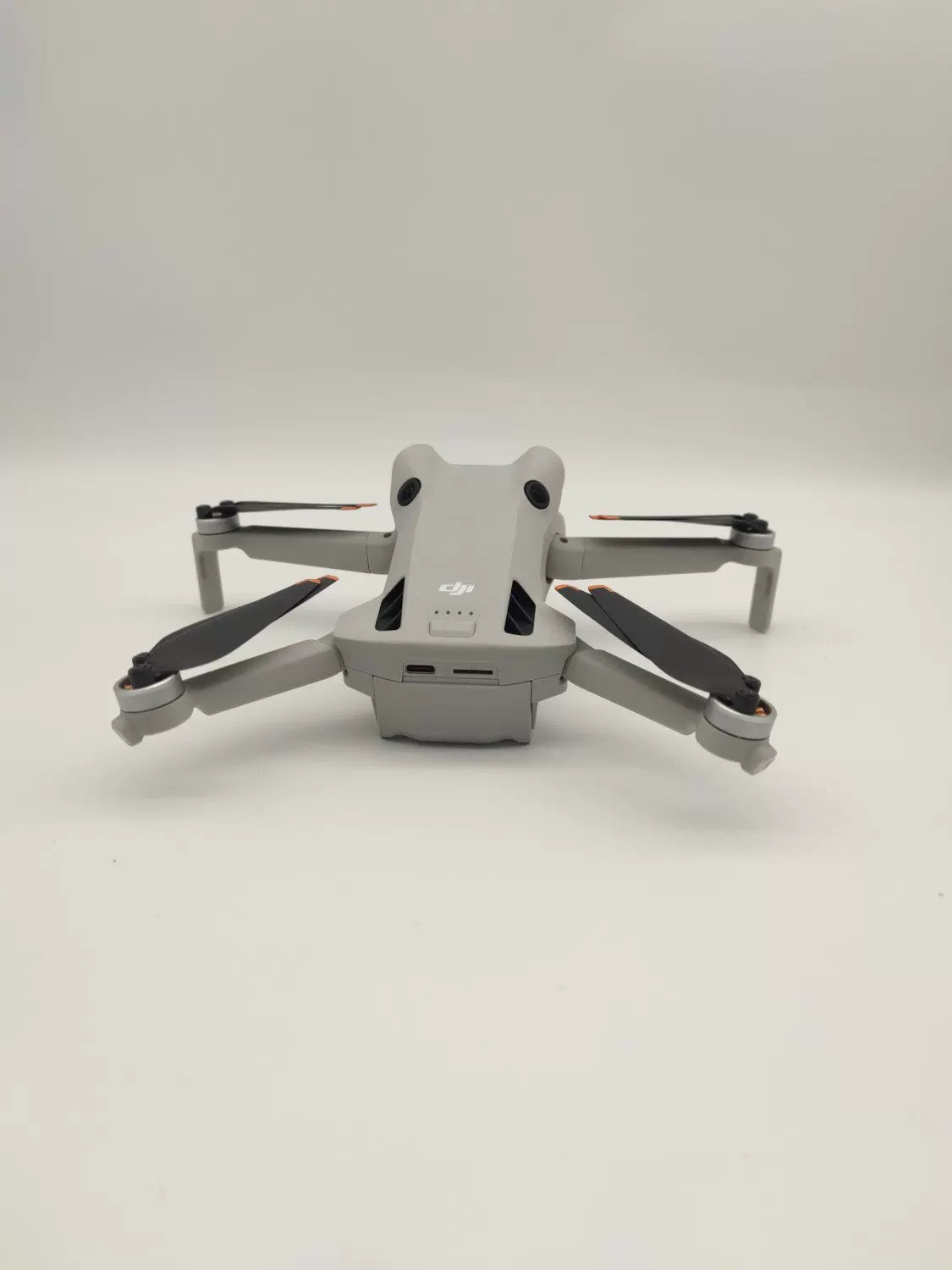 99% New (Mint) DJI Mini 4 Pro with Screen, Extended Battery Fly More Combo with DJI Care Refresh