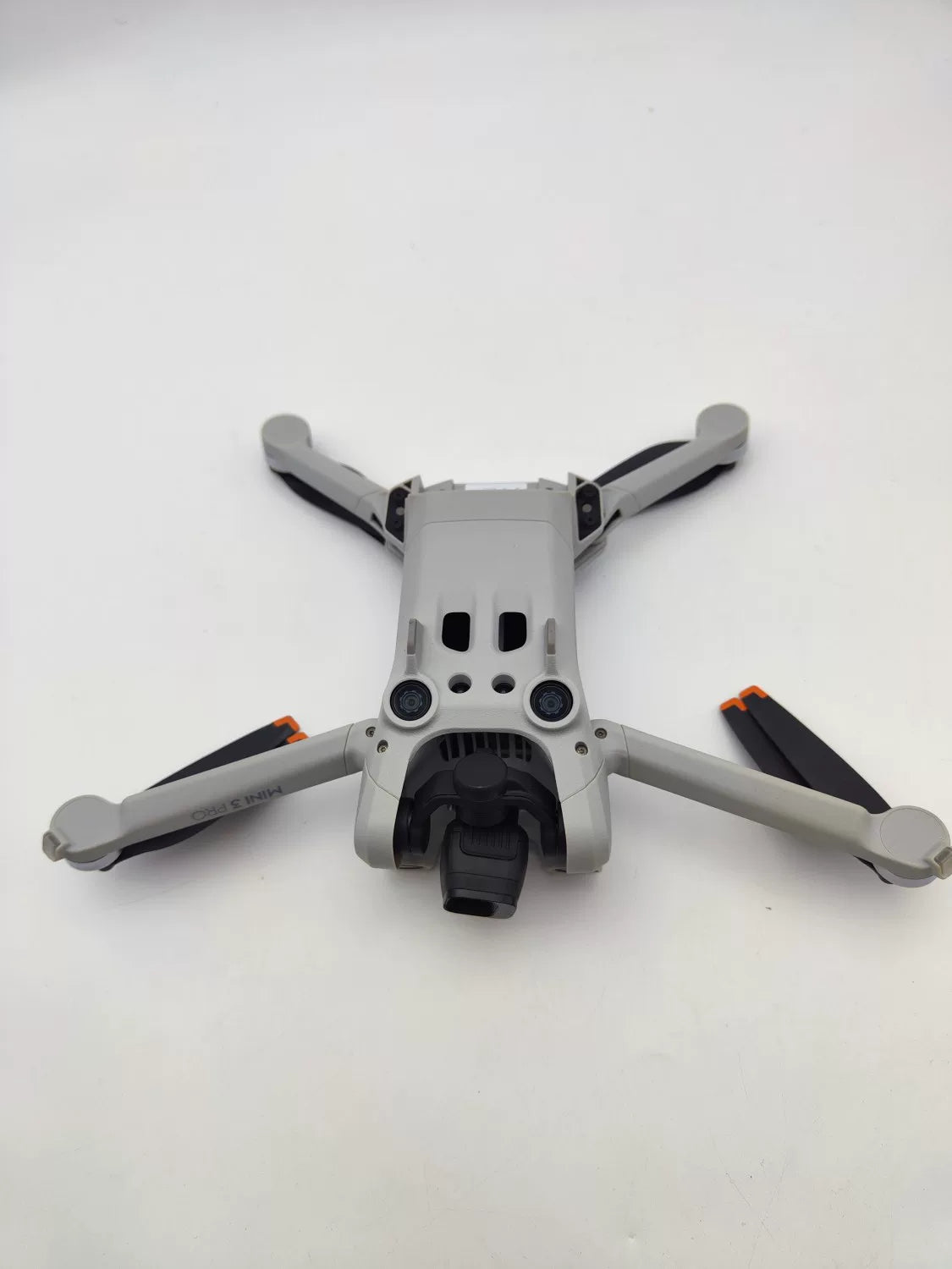 99% New (Mint) DJI mini3pro with Screen, Extended Battery Fly More Combo