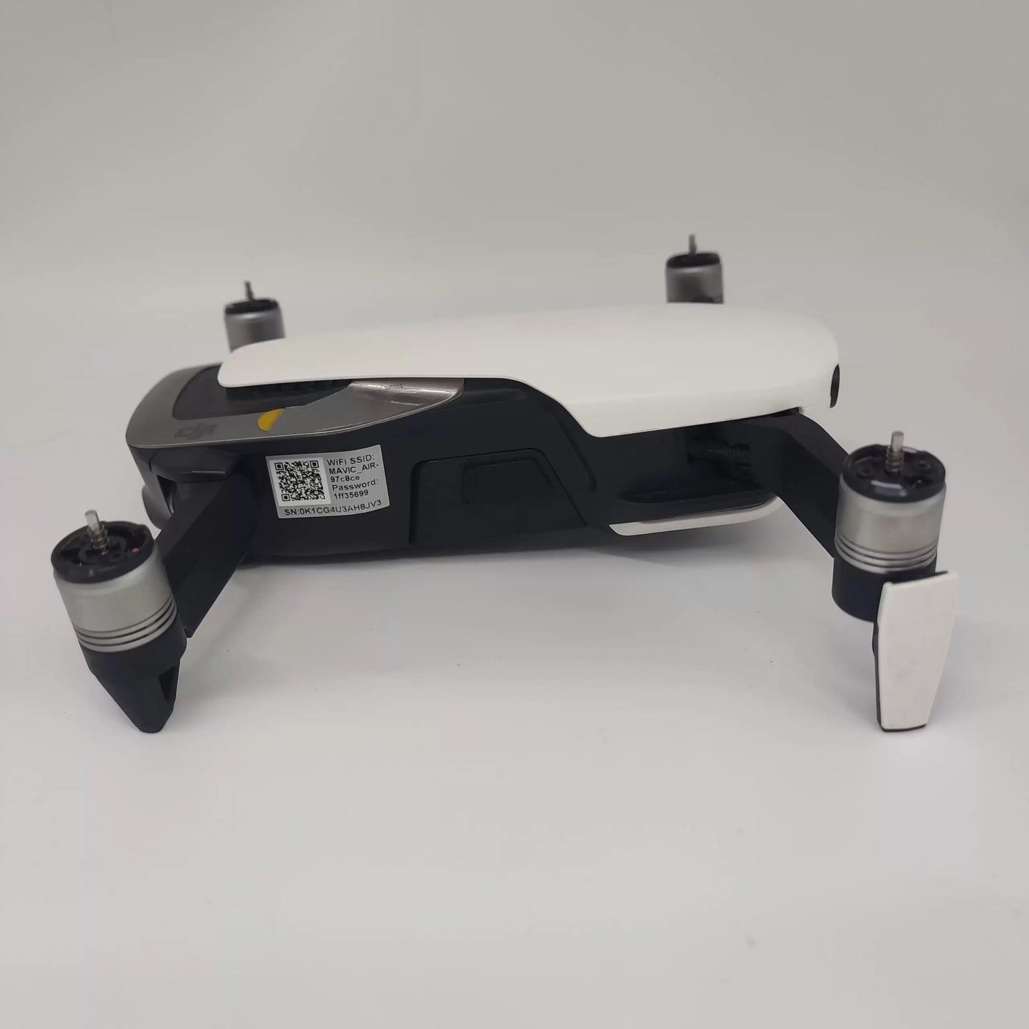 95% New (Like New) DJI Air Standard Combo with Propeller Guards