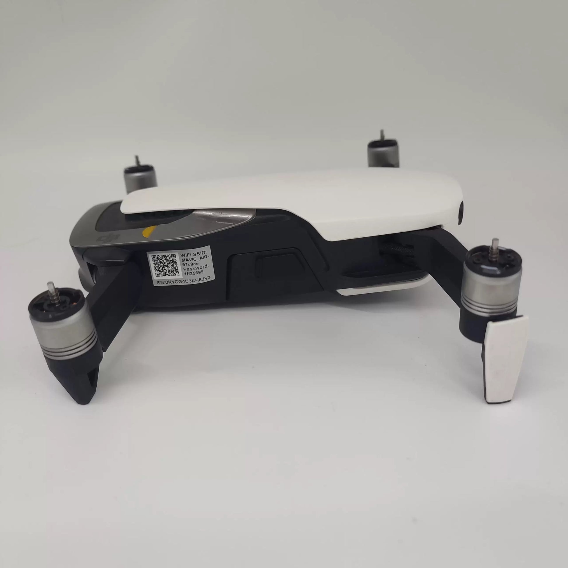 95% New (Like New) DJI Air Standard Combo with Propeller Guards