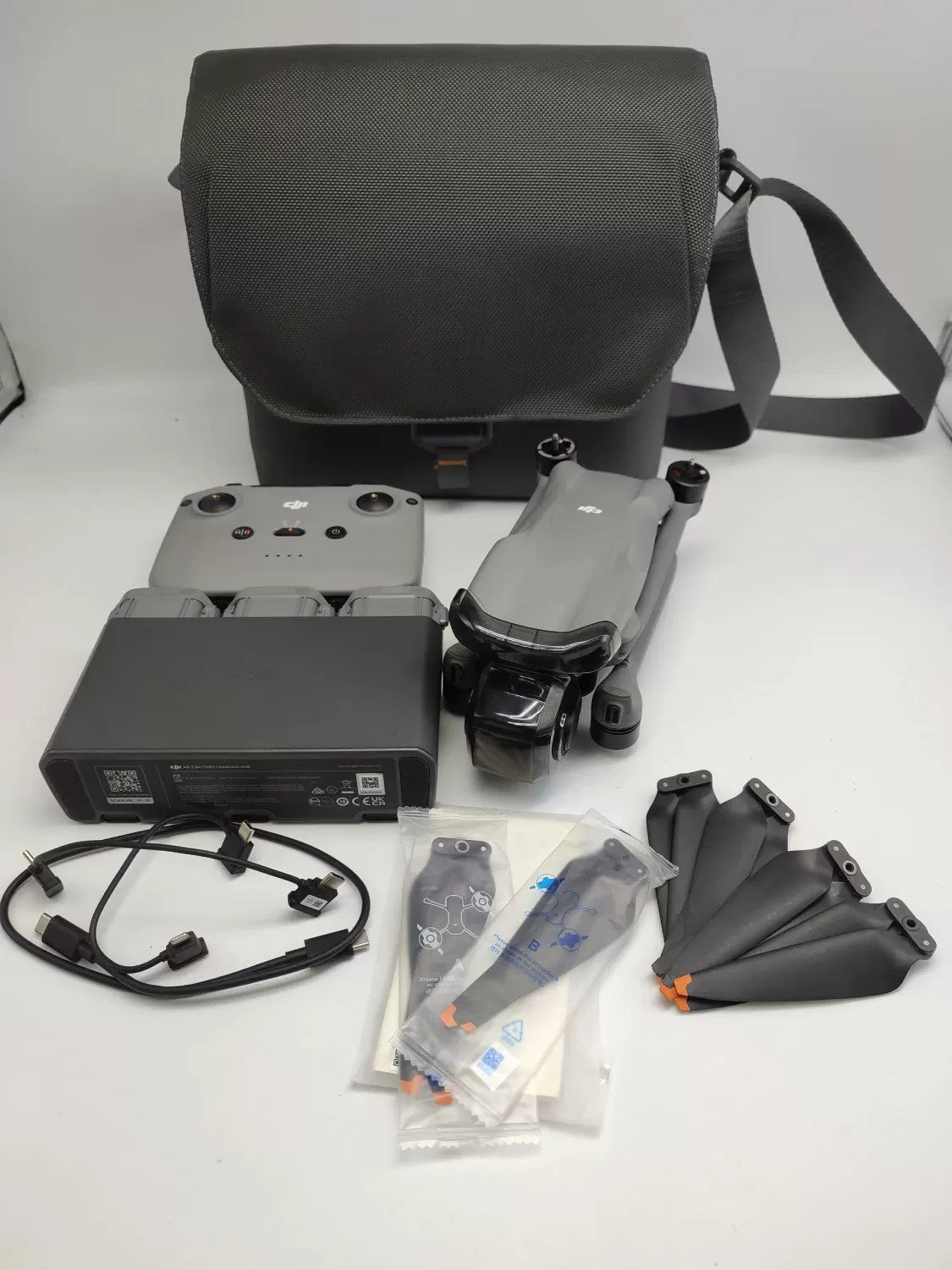 DJI Air 3 Fly More Combo