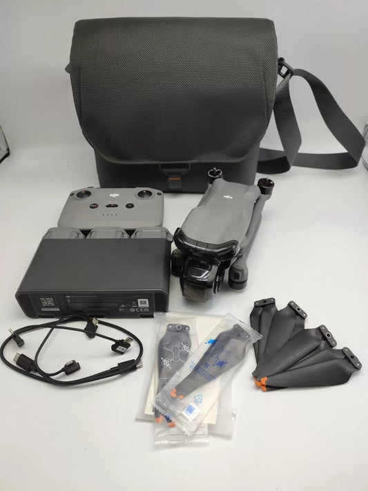 DJI Air 3 Fly More Combo