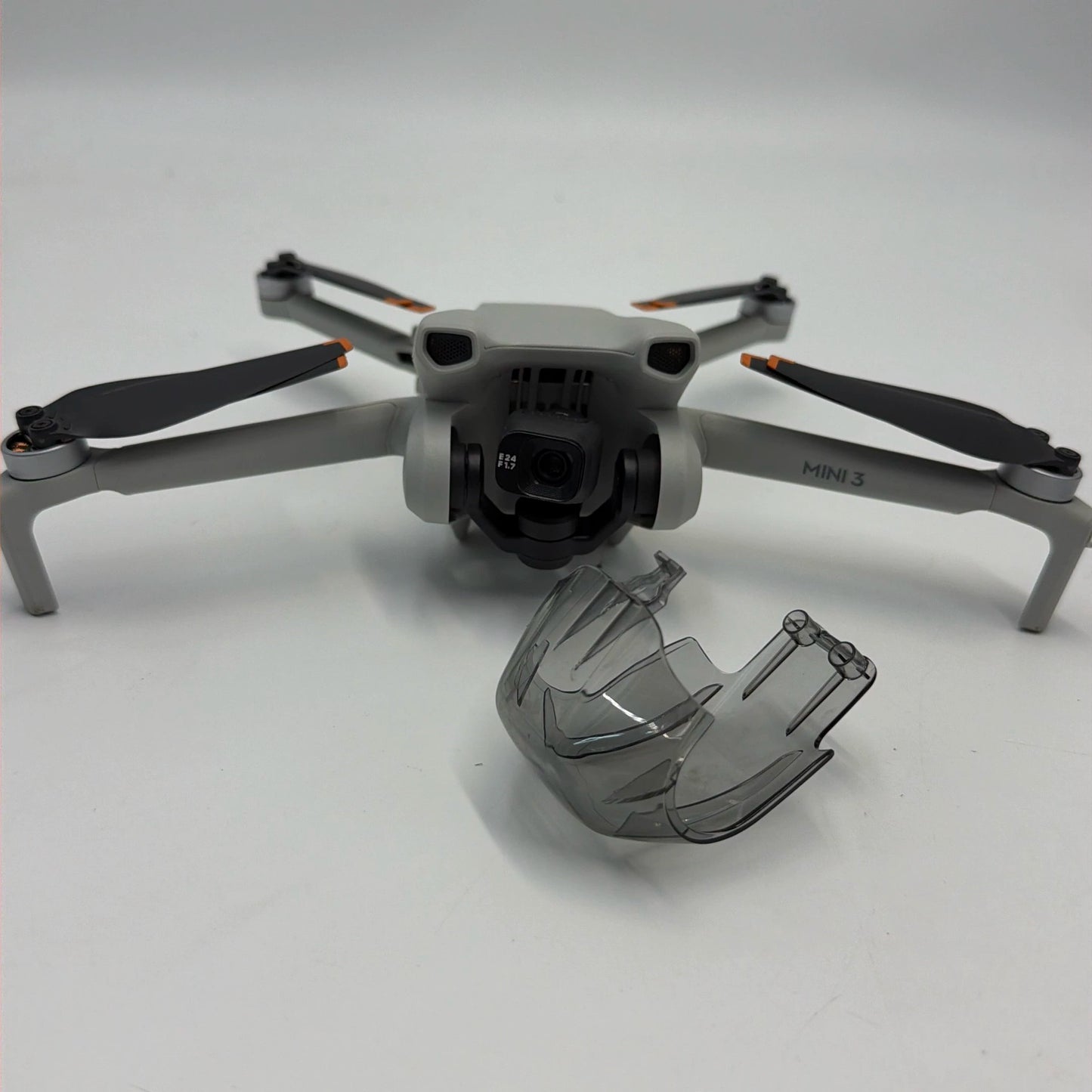 DJI Mini 3 with Screen Remote Fly More Combo - Excellent (95% New)