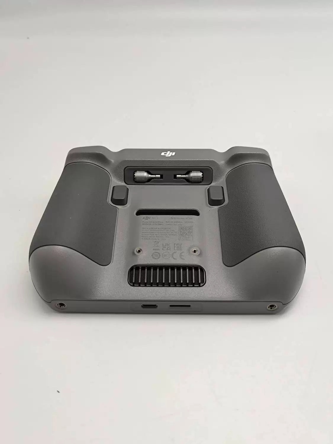 DJI Air 3 with Screen Fly More Combo