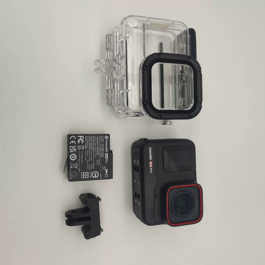 99% New (Mint) Insta360 360 Ace Pro Excellent Condition with Waterproof Case