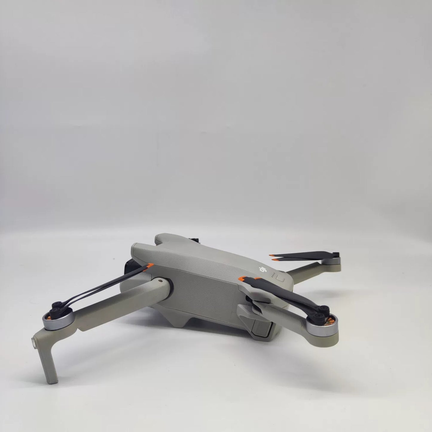 95% New (Like New) DJI mini3 with Screen Standard Combo