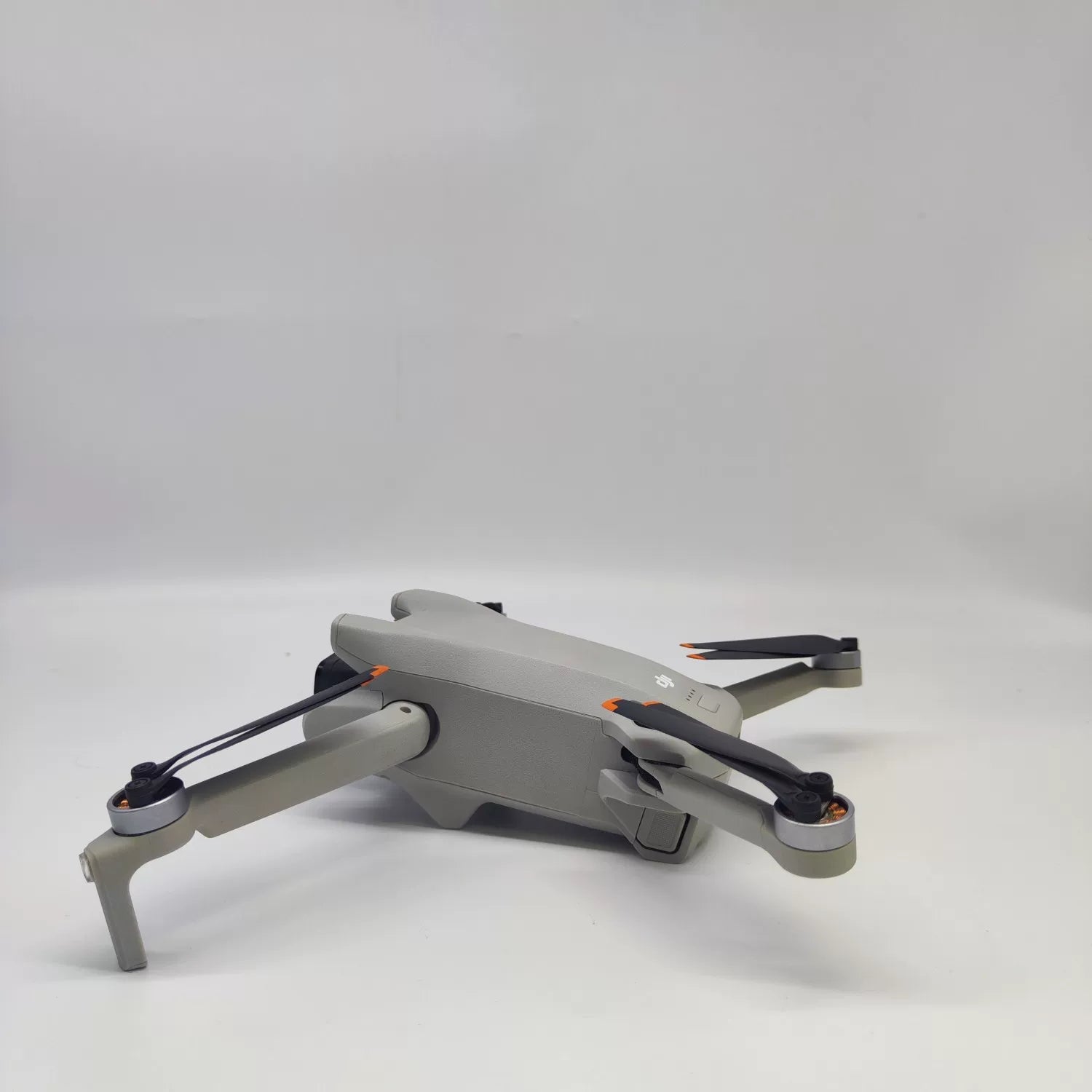 95% New (Like New) DJI mini3 with Screen Standard Combo