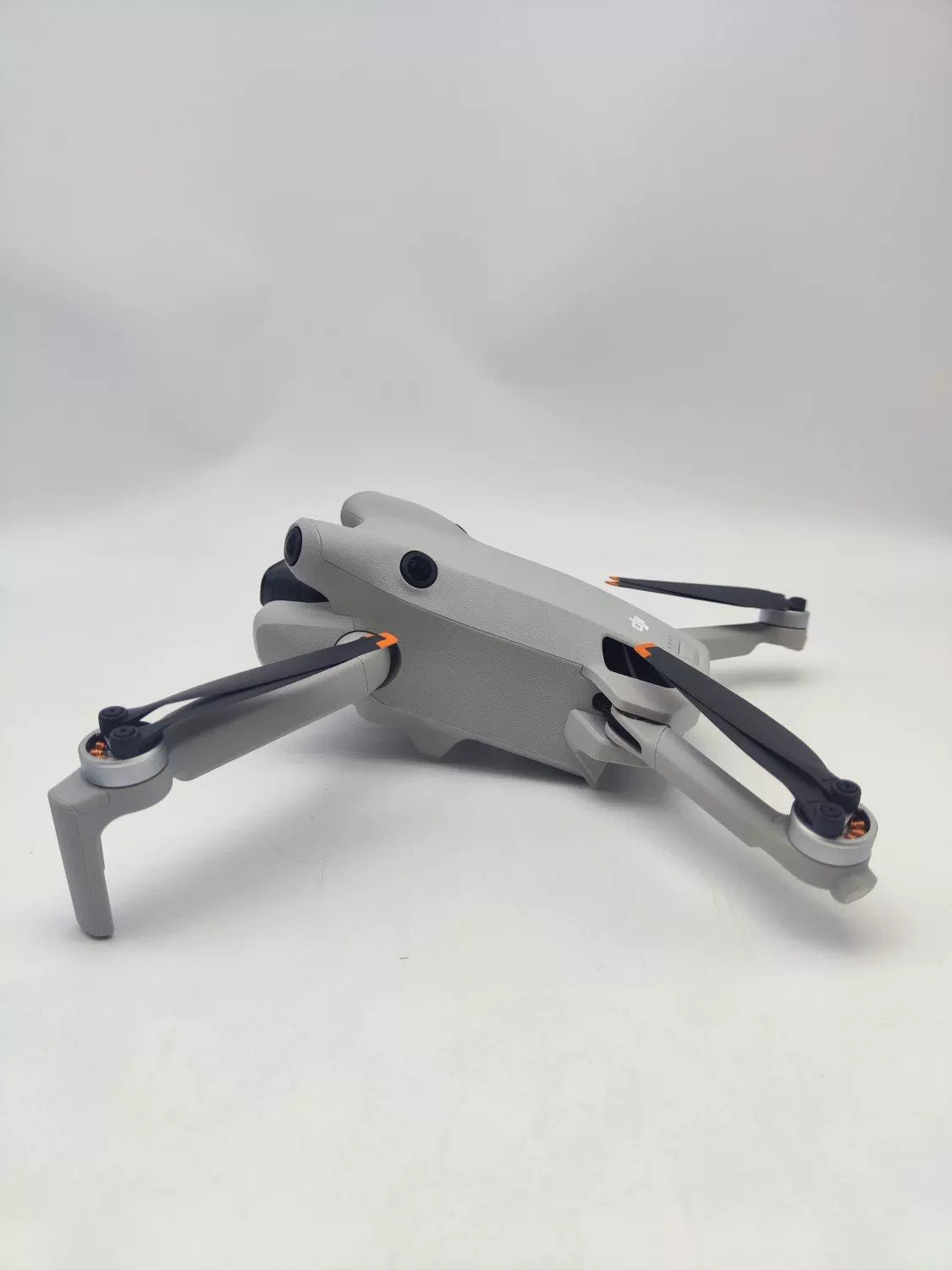 99% New (Mint) DJI mini4pro with Screen, Extended Battery