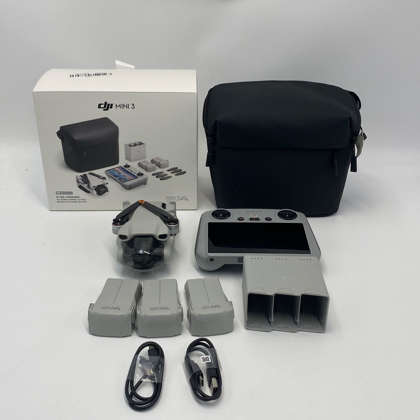DJI Mini 3 with Screen Remote Fly More Combo - Very Good (90% New)