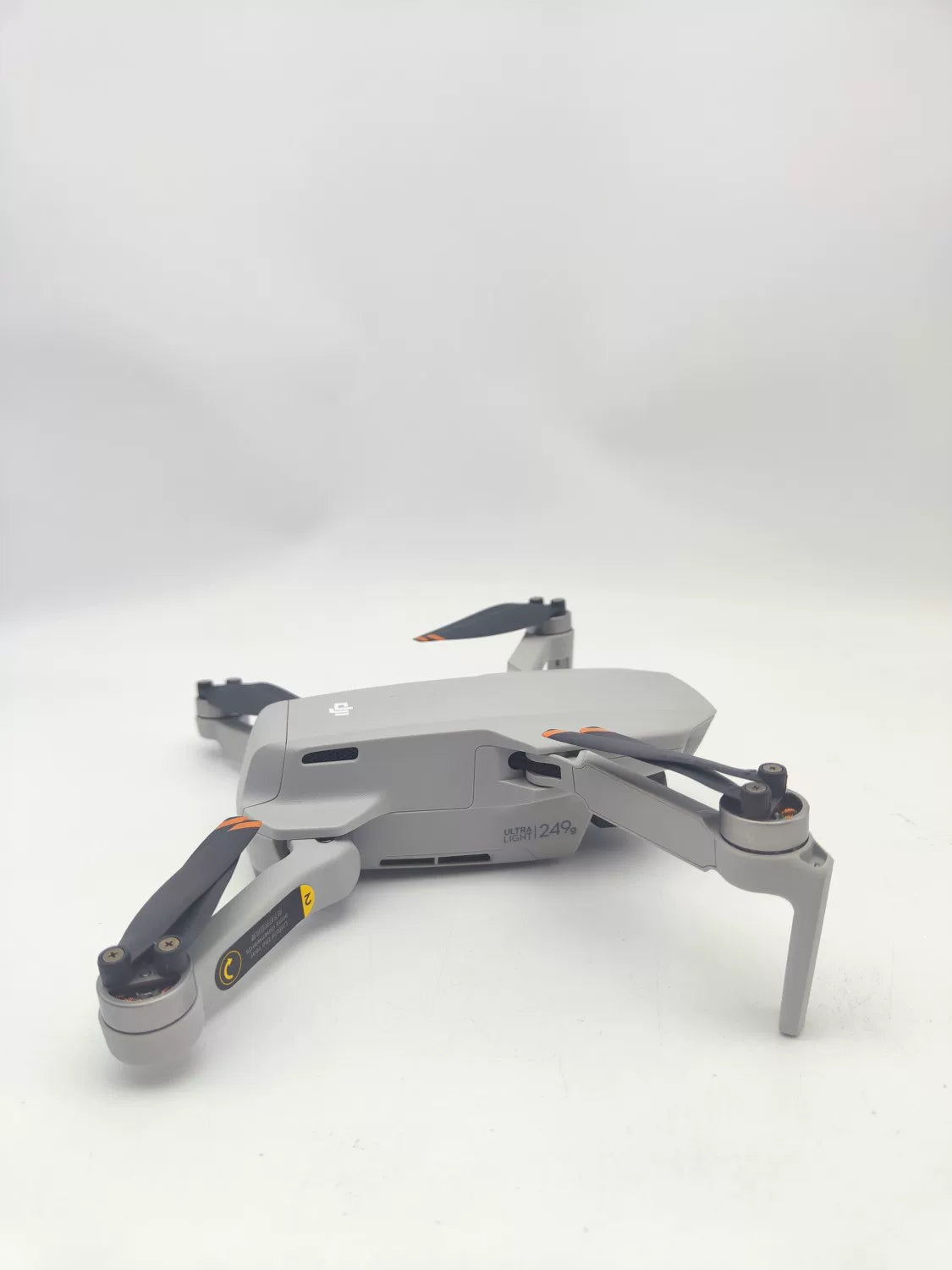 99% New (Mint) DJI mini2 Fly More Combo