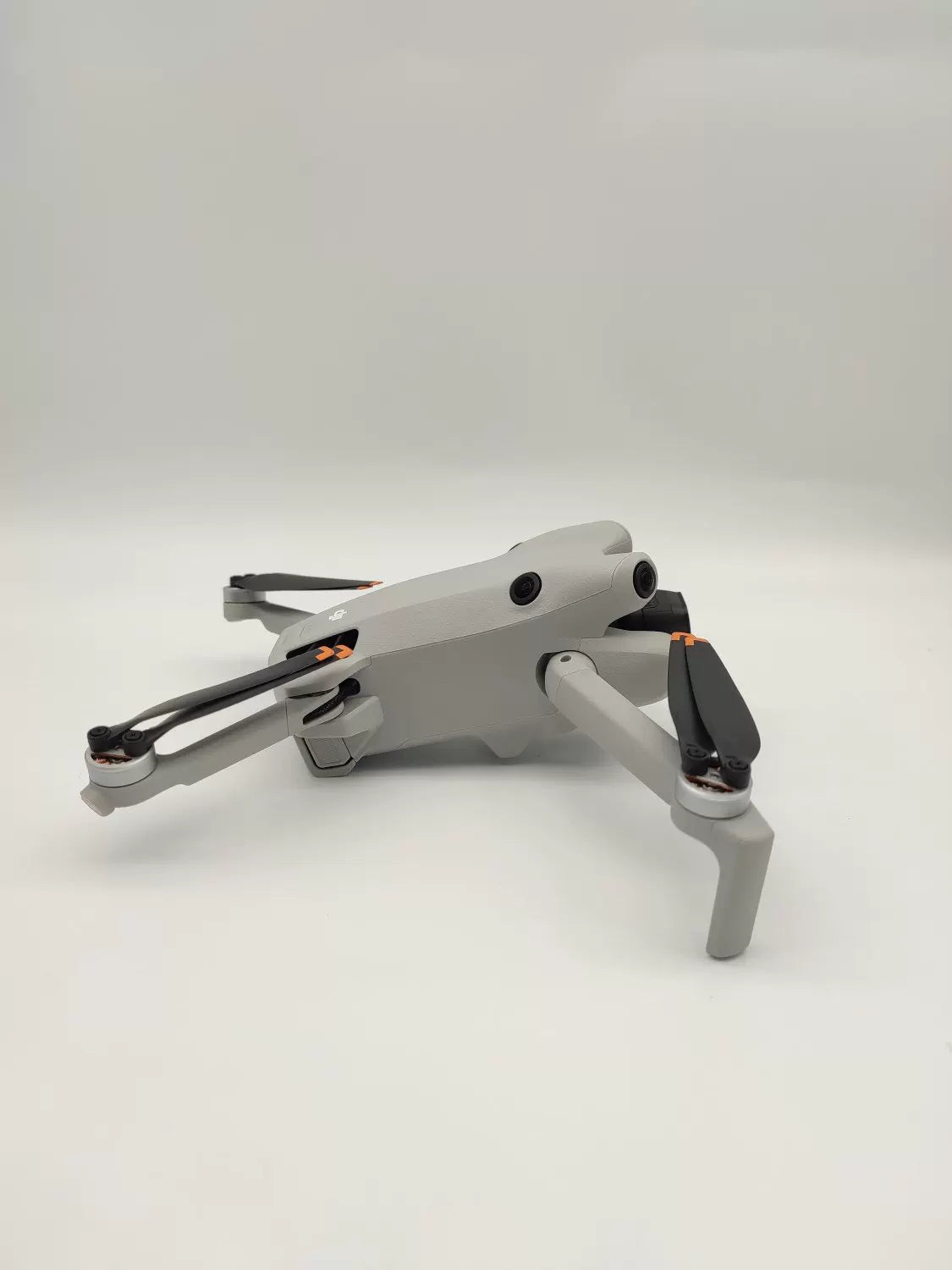 DJI Mini4pro with Screen, Extended Battery Fly More Combo with DJI Care Refresh