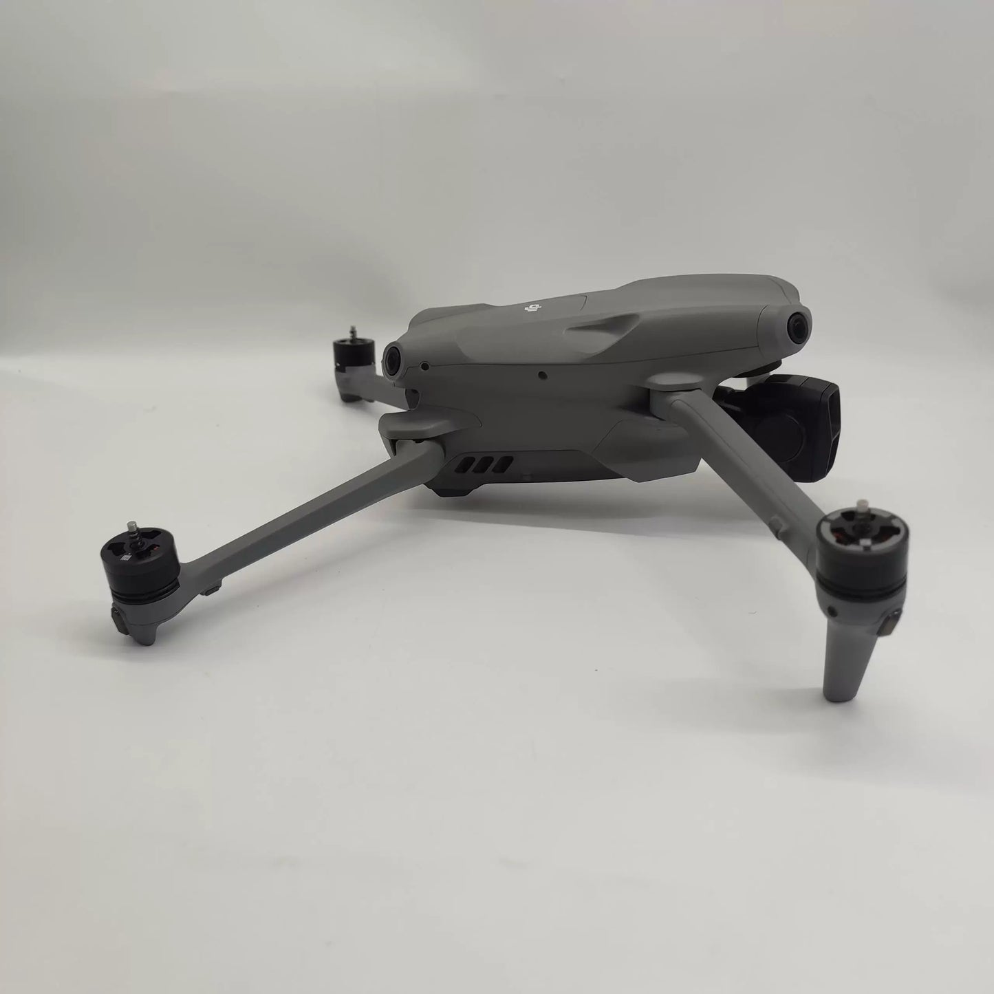 95% New (Like New) DJI Air 3 Fly More Combo