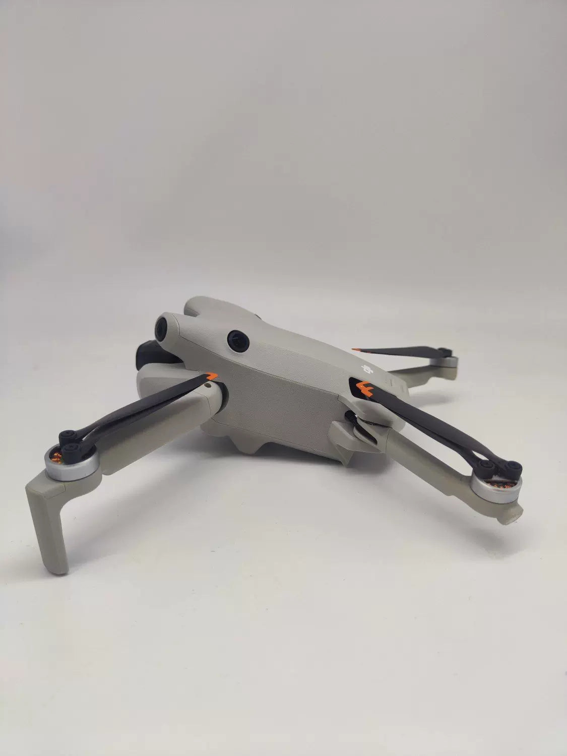 99% New (Mint) DJI Mini4pro Fly More Combo