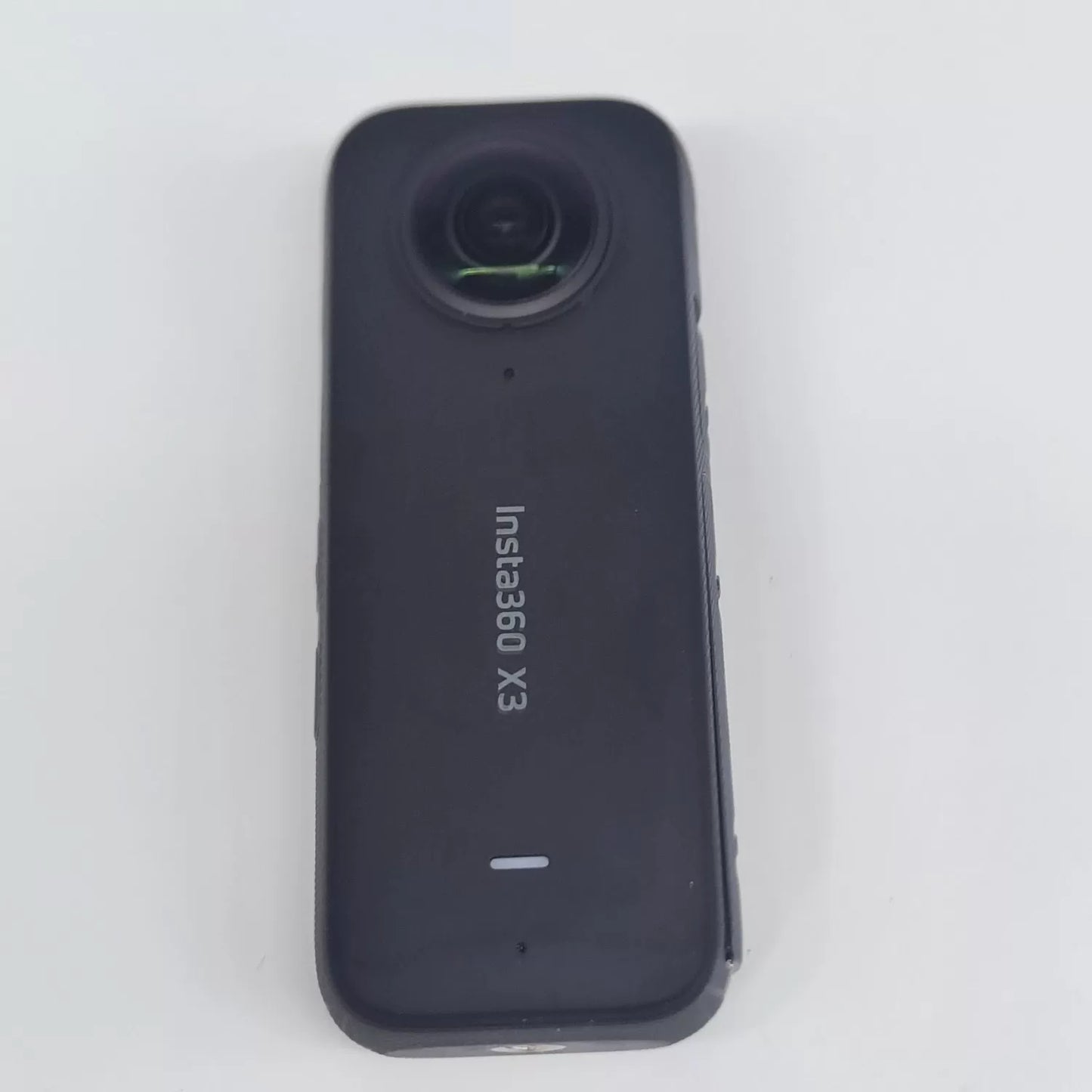 95% New (Like New) insta 360/ Insta360 X3 Triple Battery with Charging Hub