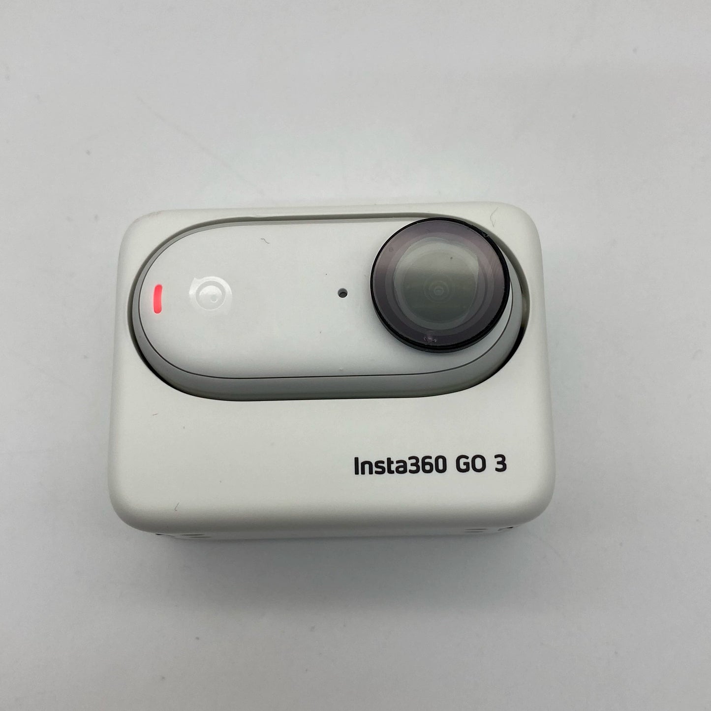 Insta360 GO 3 64GB - ممتاز (جديد 95%)