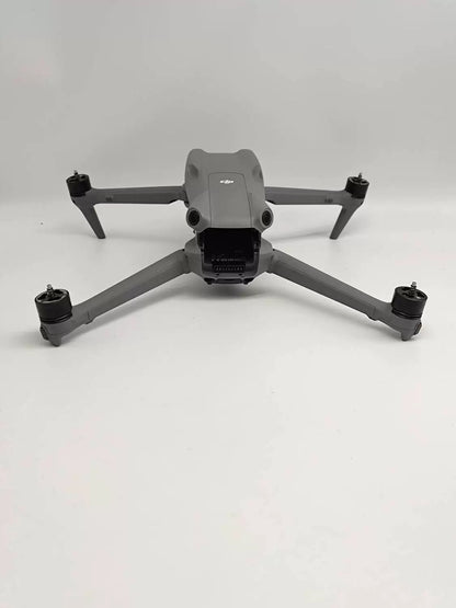 DJI Air 3 with Screen Fly More Combo