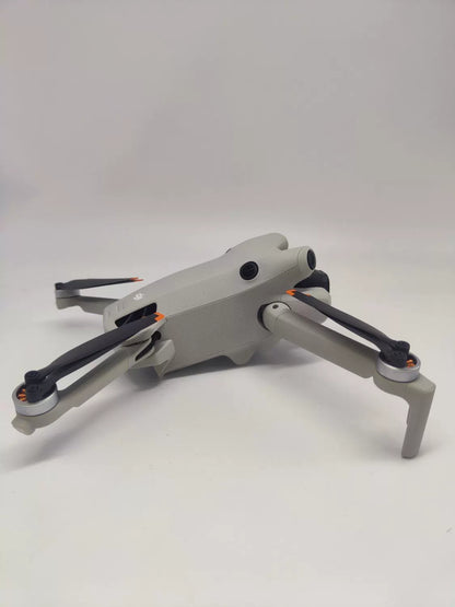 99% New (Mint) DJI Mini4pro Fly More Combo