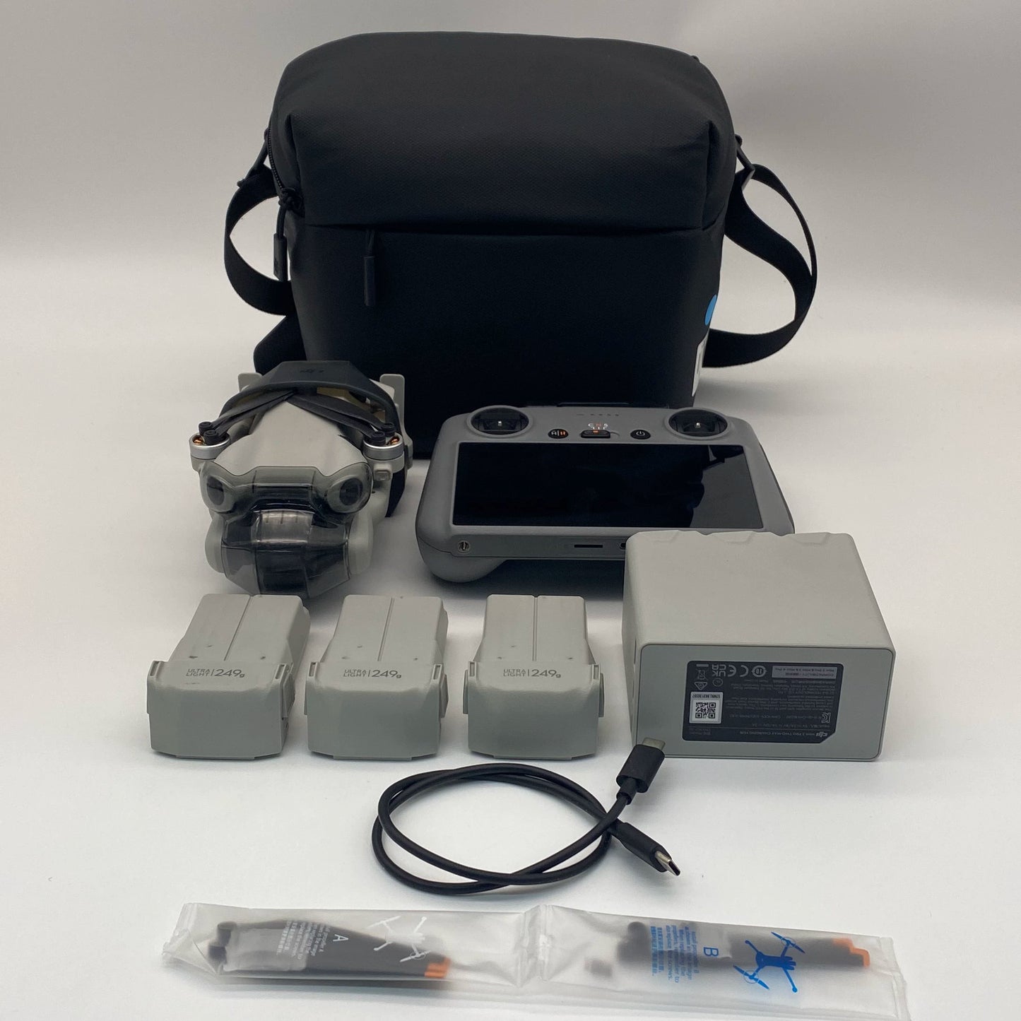 DJI Mini 4 Pro with Screen Remote and Care Refresh - Excellent (95% New)