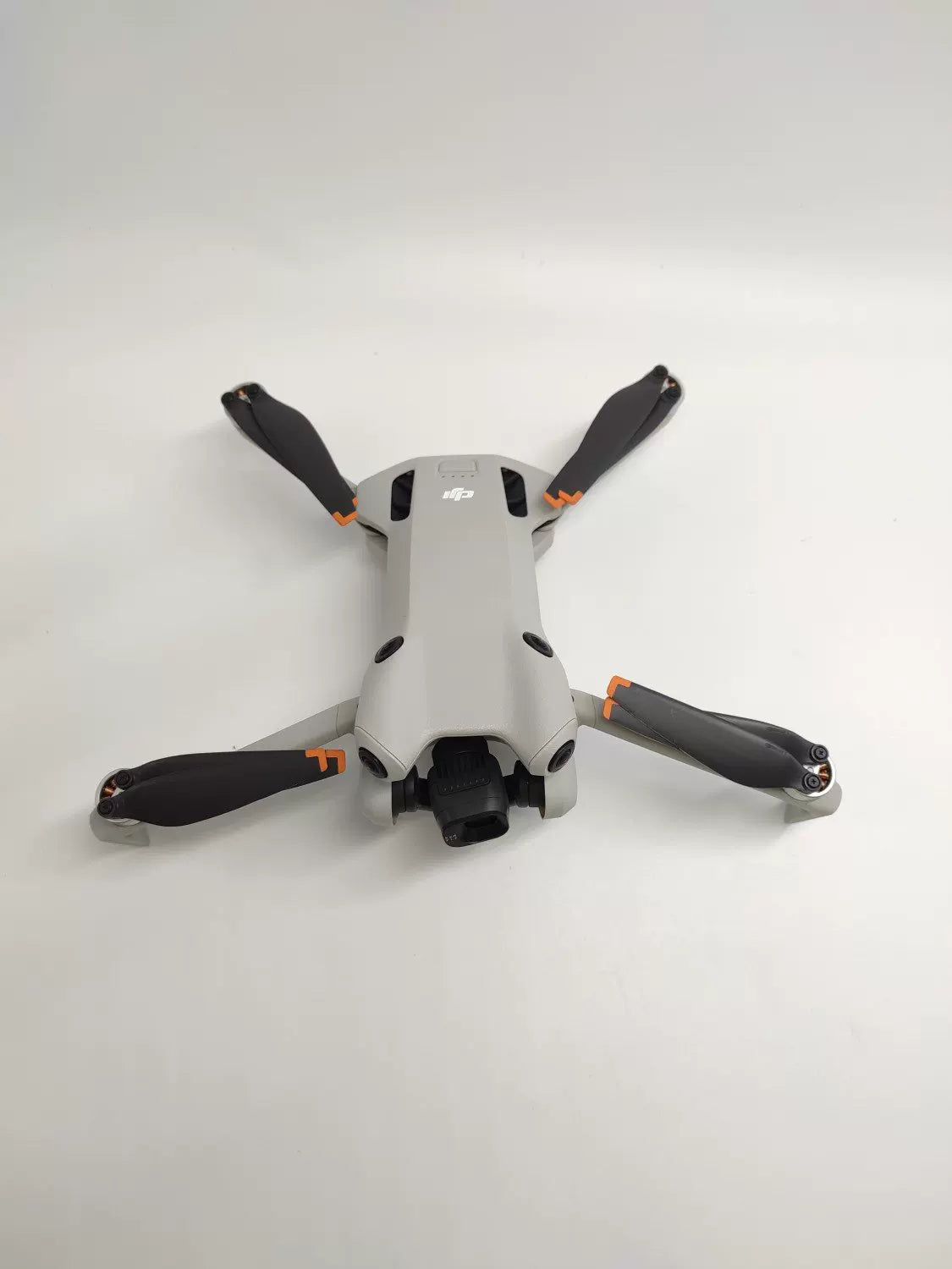 DJI Mini4pro with Screen Fly More Combo with DJI Care Refresh