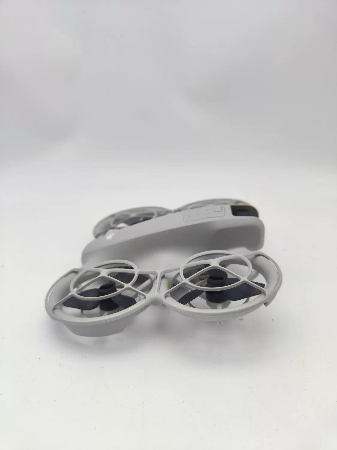 99% New (Mint) DJI neo Fly More Combo with DJI Care Refresh