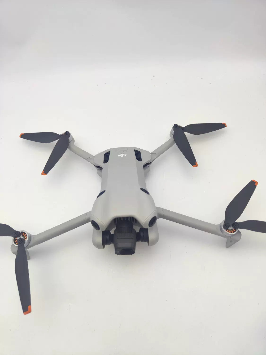 99% New (Mint) DJI mini4pro with Screen Fly More Combo