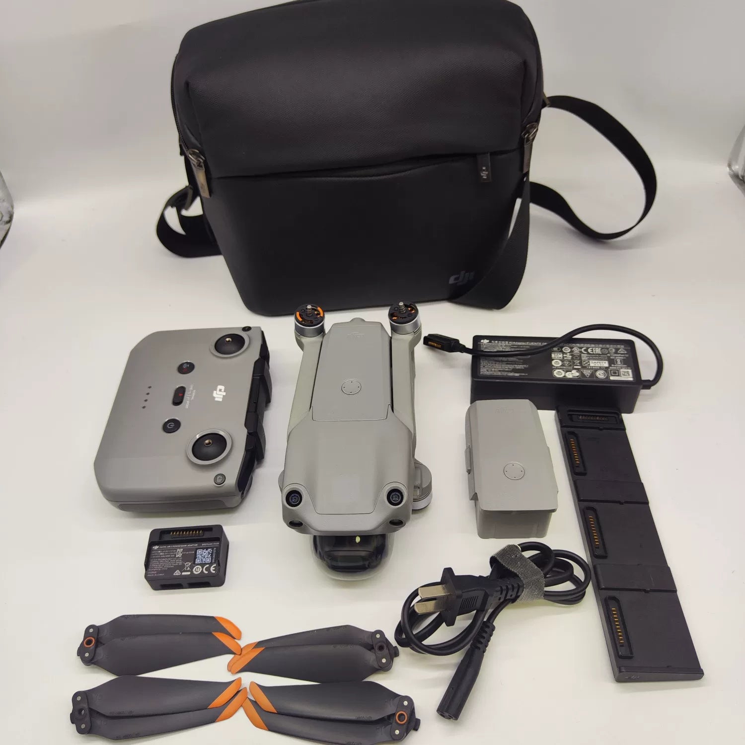 95% New (Like New) DJI air2s Fly More Combo Dual Battery