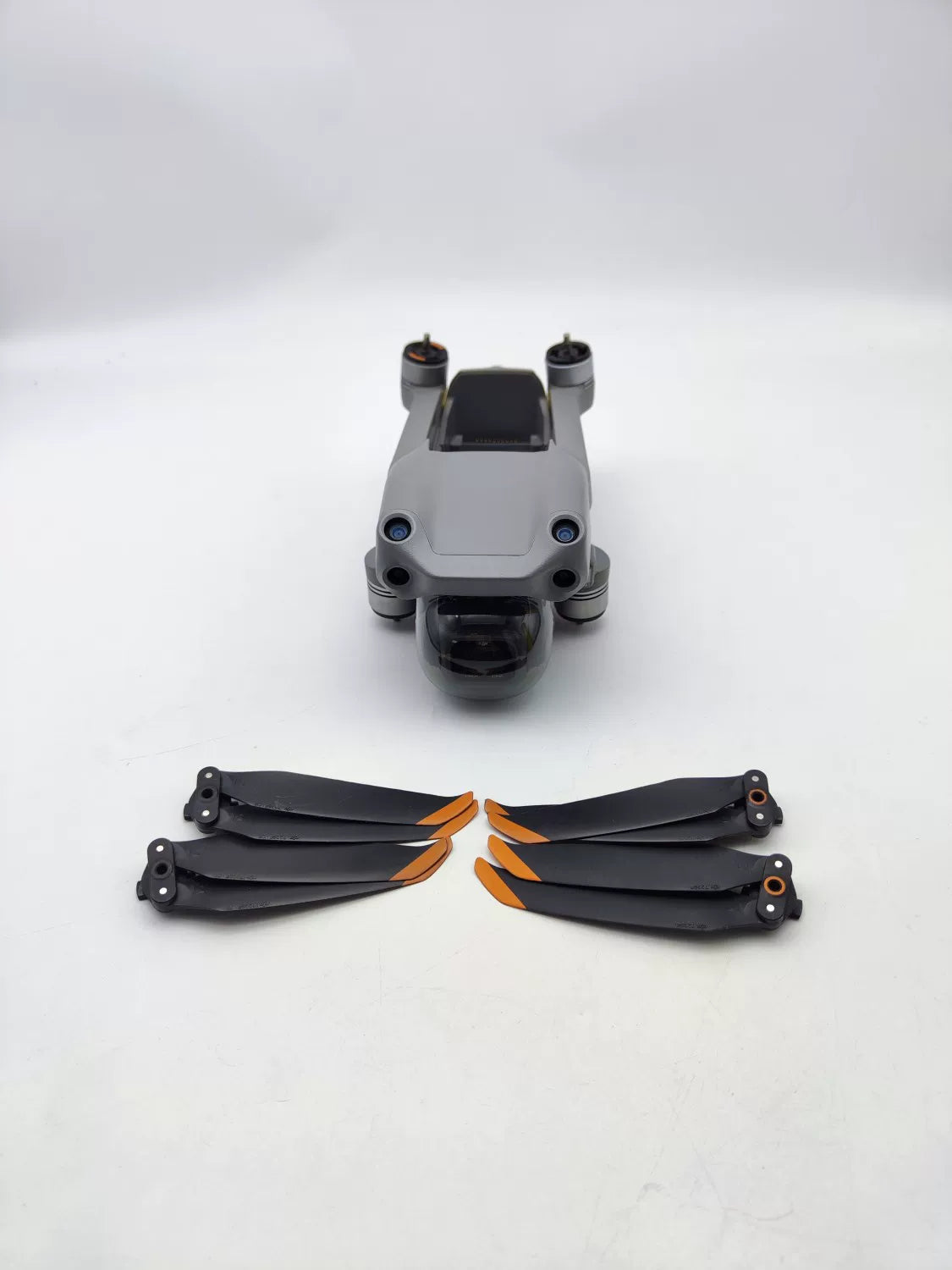 95% New (Like New) DJI air2s Body Only
