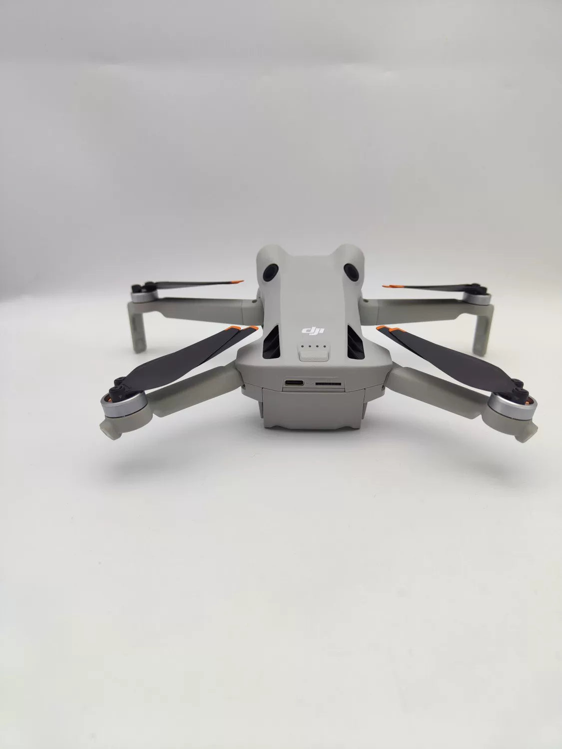 99% New (Mint) DJI mini4pro Standard Combo Full Box & Manual