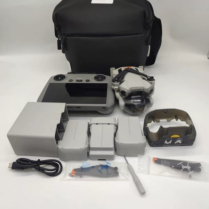 95% New (Like New) Mini 4 Pro Screen Remote Fly More Combo