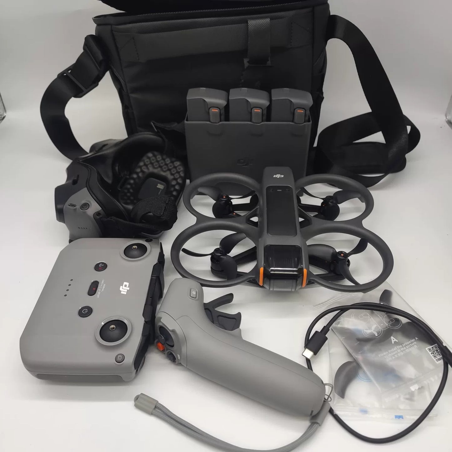 99% New (Mint) AVATA 2 Explorer Fly More Combo Used Twice with DJI Care Refresh