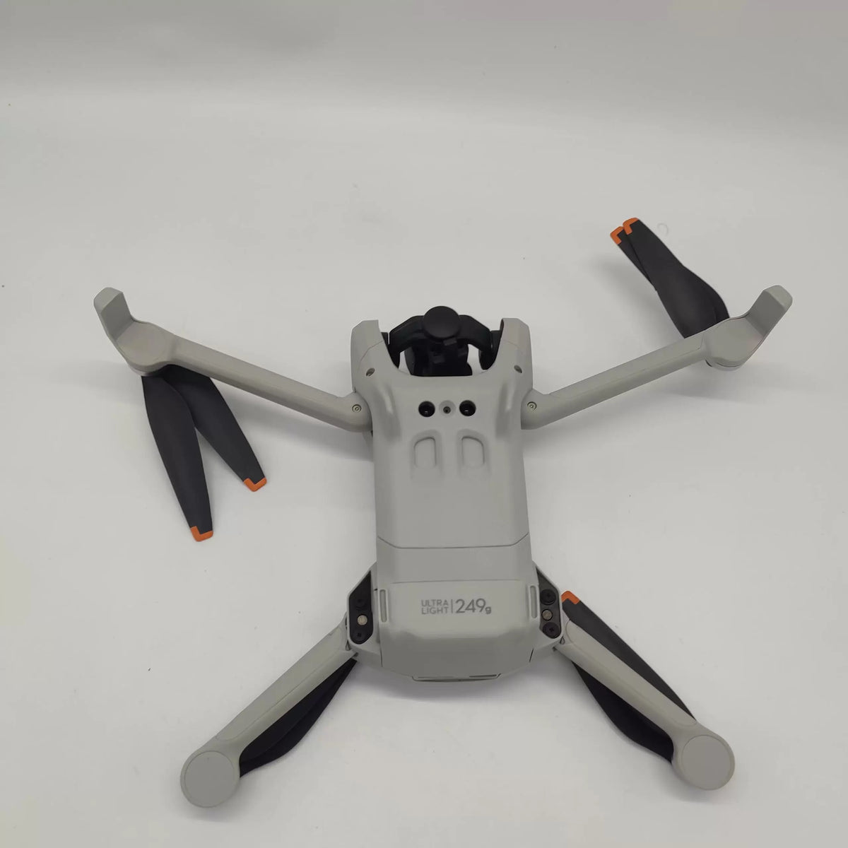 95% New (Like New) DJIMini3 Fly More Combo with DJI Care Refresh