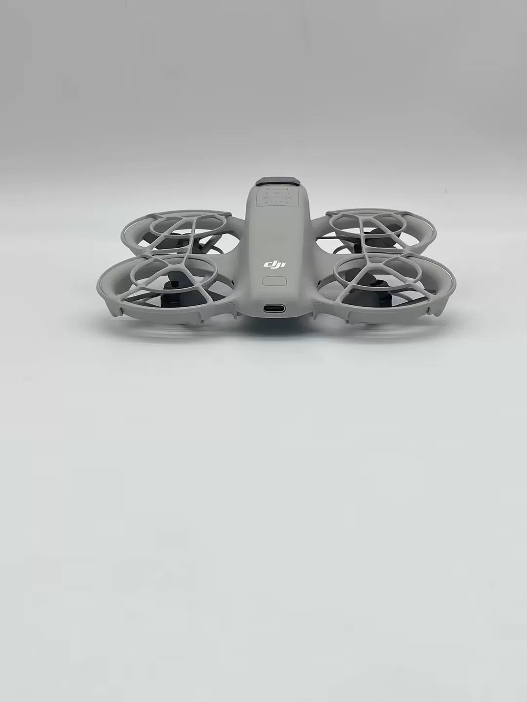 99% New (Mint) DJI Neo Fly More Combo (3 Batteries)