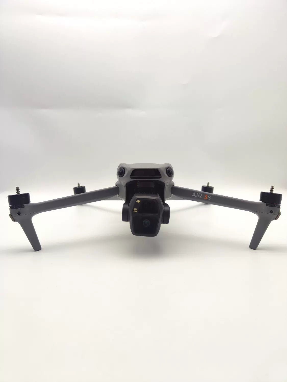 99% New (Mint) DJI air3s Fly More Combo with DJI Care Refresh