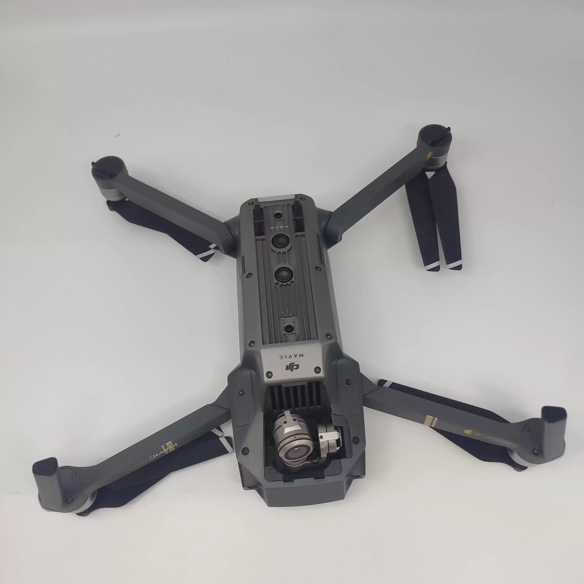 95% New (Like New) DJI Mavic Pro Standard Combo incl. Charging Hub Car Charger