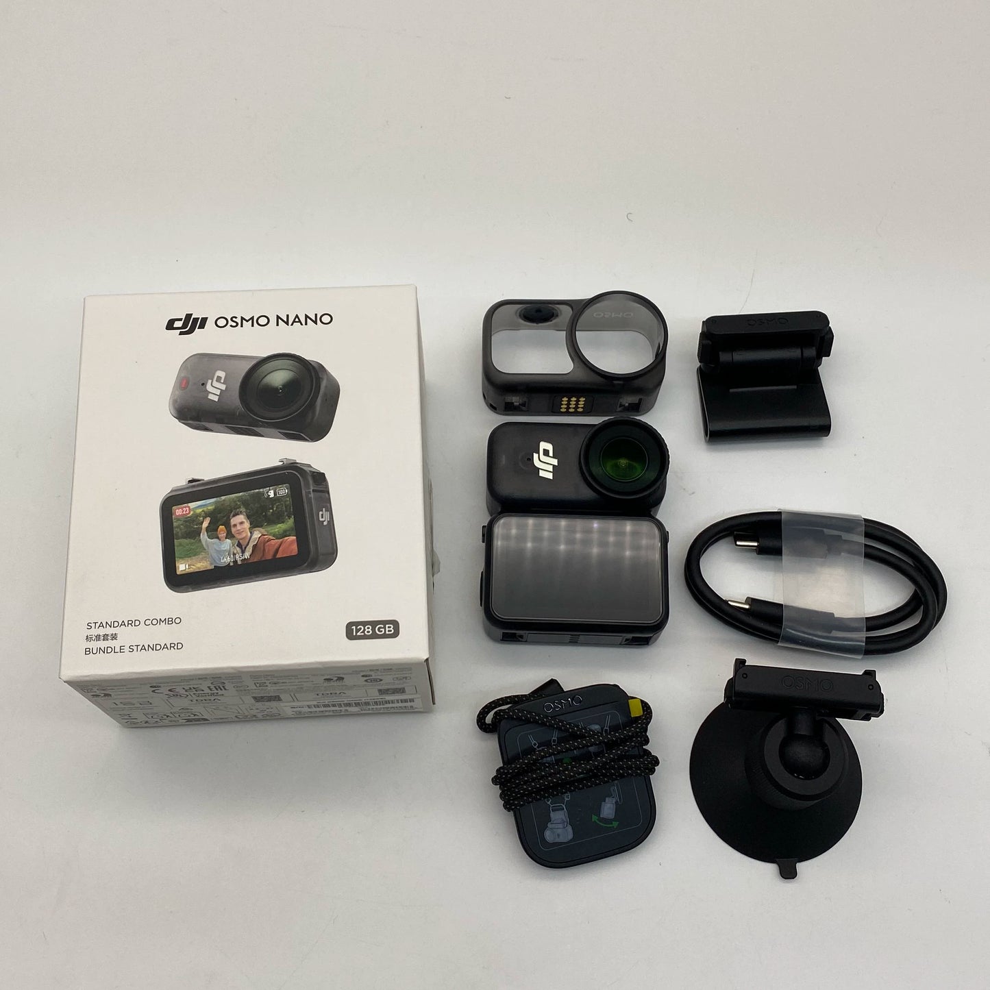 DJI Osmo Nano Standard Kit 128GB - Like New (99%)