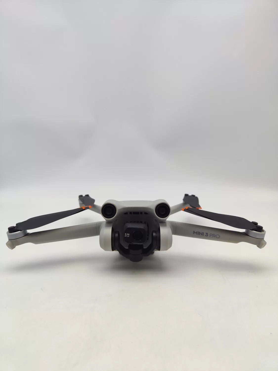95% New (Like New) DJI mini3pro Extended Battery Fly More Combo