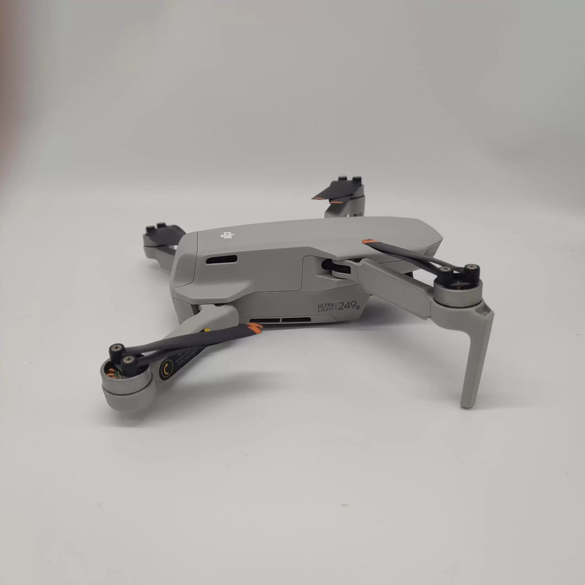 95% New (Like New) DJI Mini 2 Fly More Combo