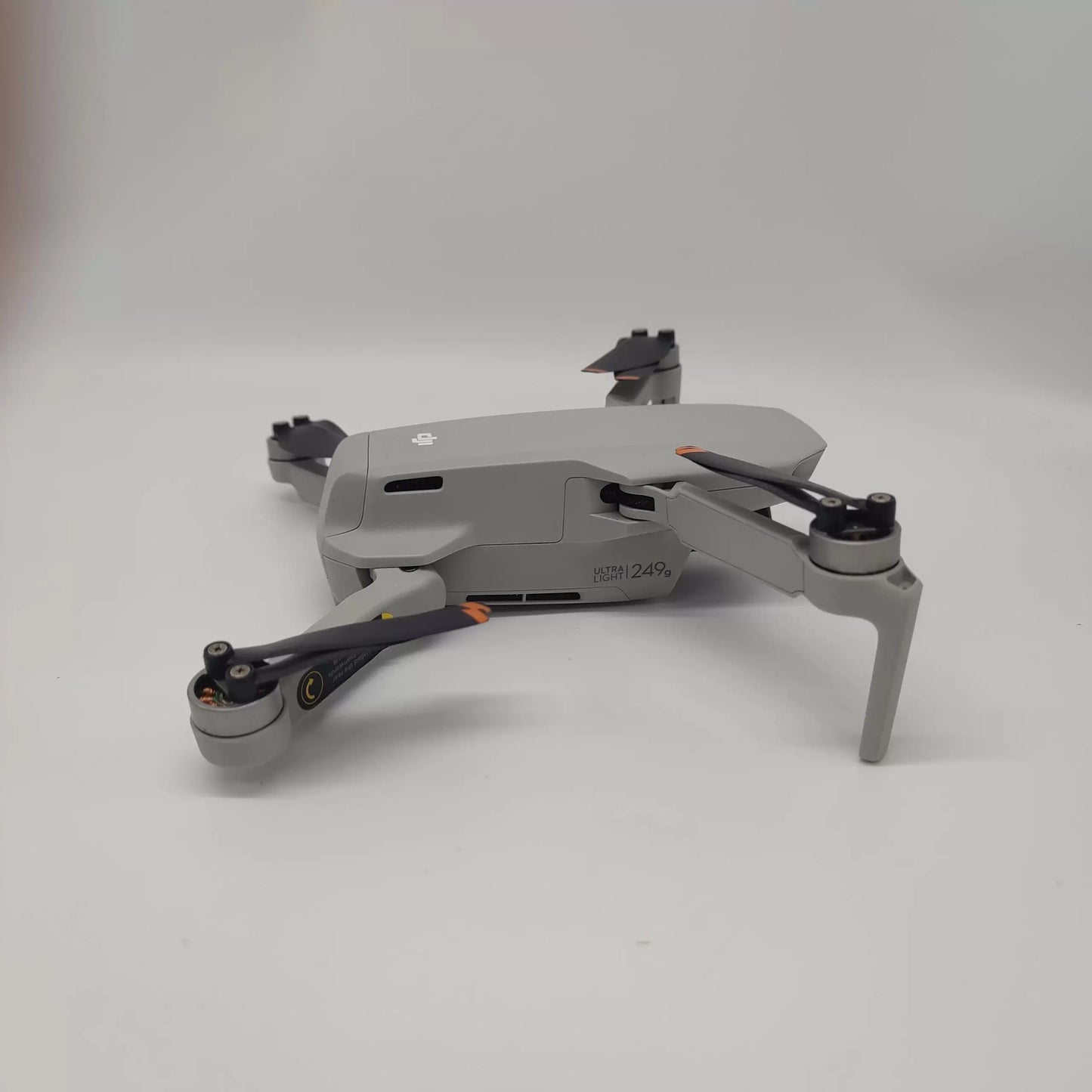 95% New (Like New) DJI Mini 2 Fly More Combo