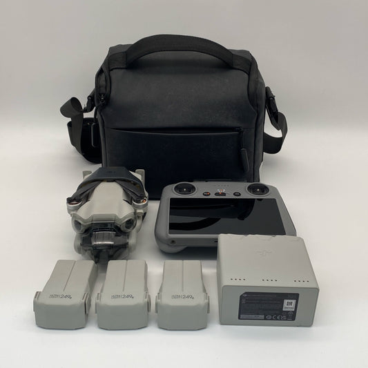 DJI Mini 4 Pro with Screen Remote Fly More Combo - Excellent (95% New)