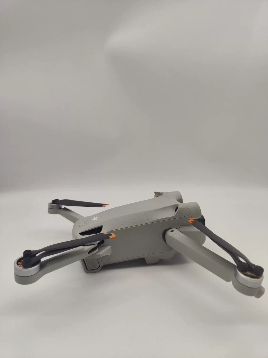 99% New (Mint) DJI mini3pro with Screen Standard Combo with DJI Care Refresh