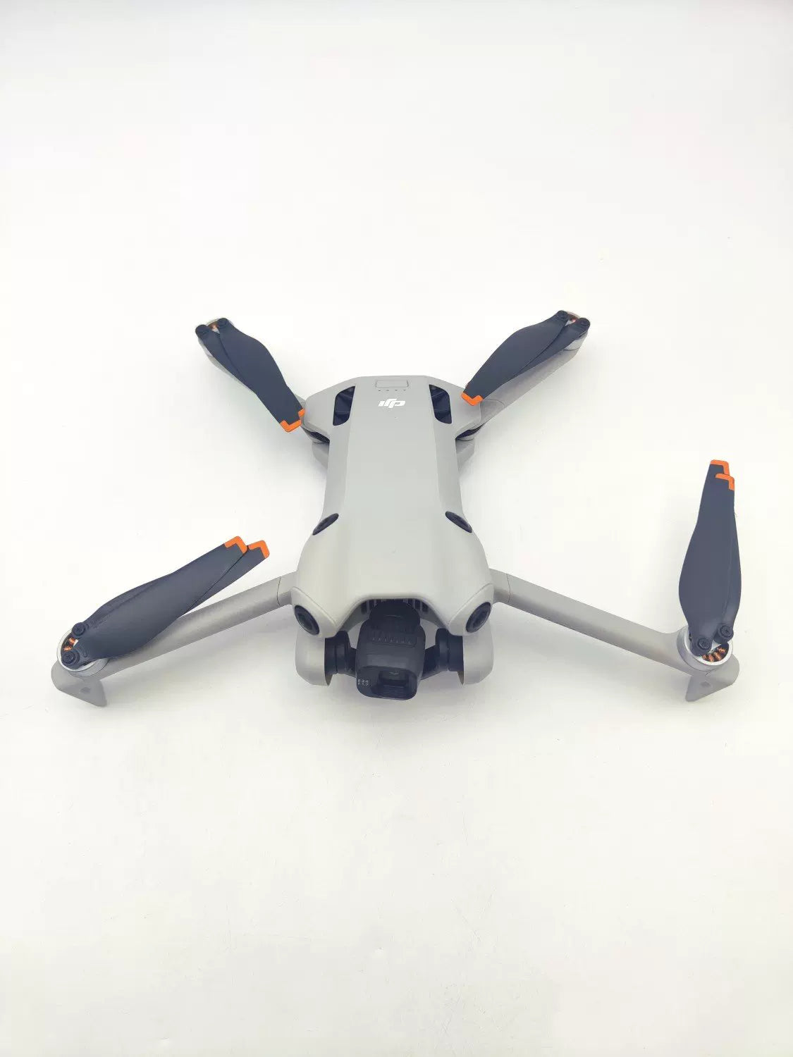 99% New (Mint) DJI mini4pro with Screen Fly More Combo