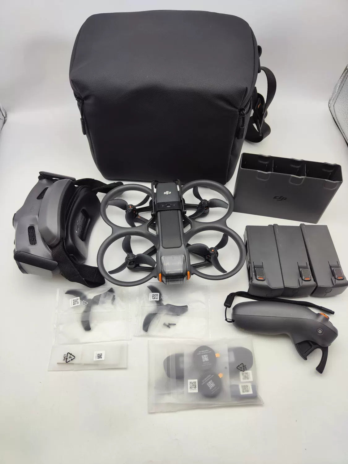 95% New (Like New) DJI avata2 Fly More Combo with 2-Year DJI Care Refresh