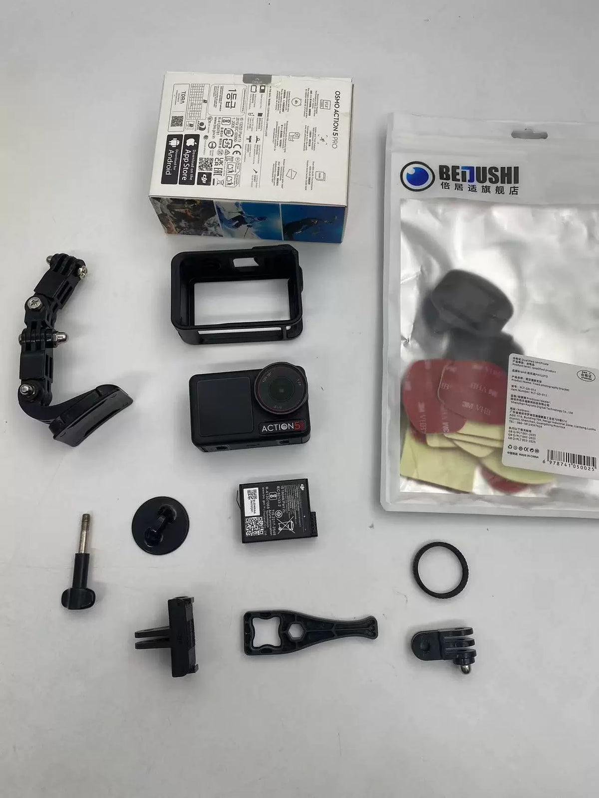 99% New (Mint) DJI Osmo Action 5 Pro – photo 1