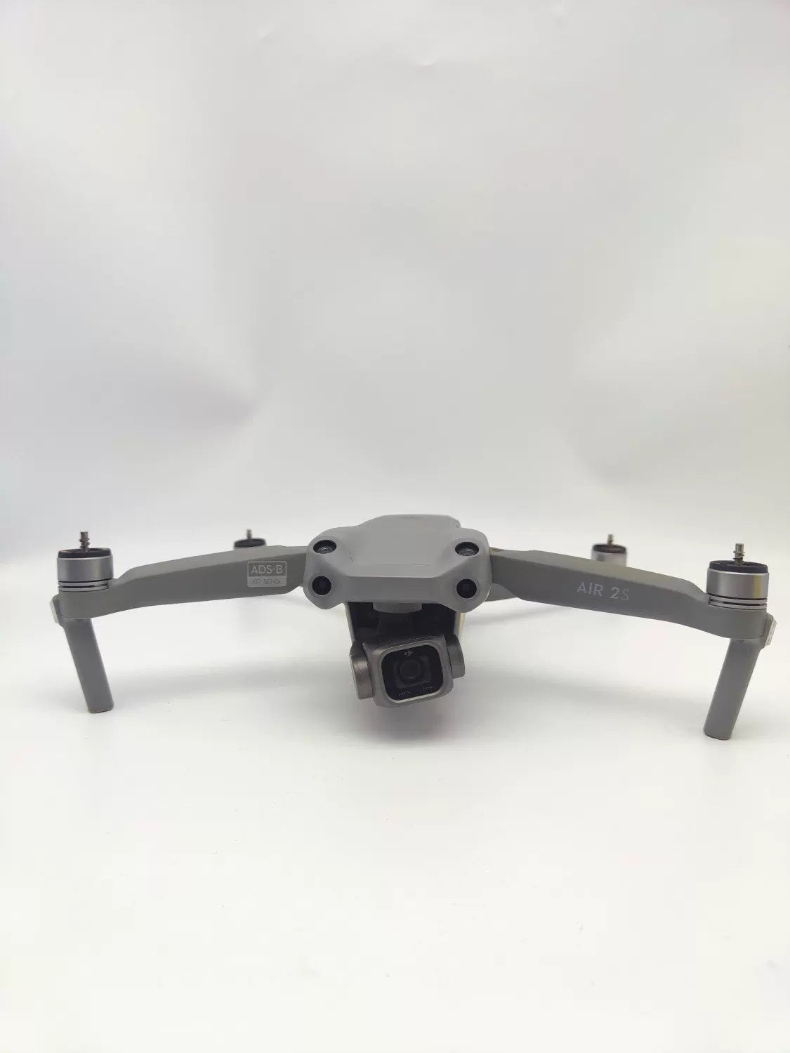 95% New (Like New) DJI air2s Fly More Combo